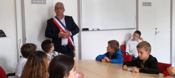 Ecole Saint Joseph Pluneret en visite à la mairie